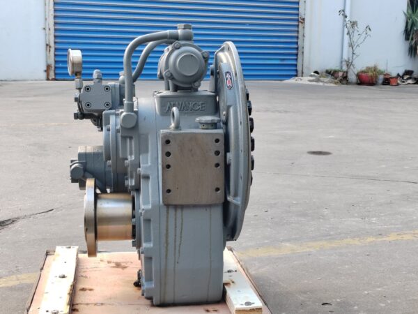 High Quality 135A Gear Ratio 2.03-5:1 Advance Diesel Engine Gearbox New and in Stock for Marine Gearbox - Image 4