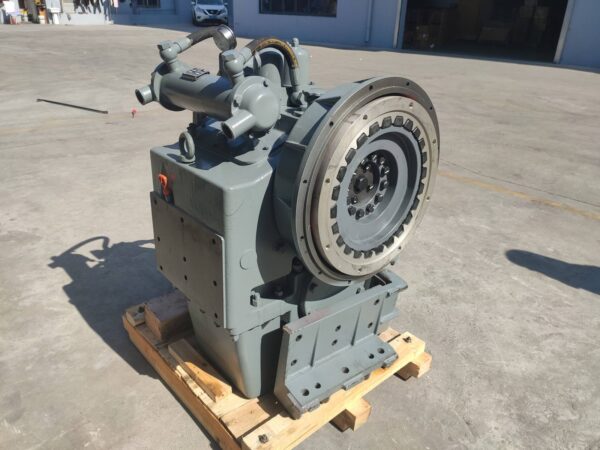 Brand New HCT600A Gear Ratio 6.06-9.35:1 Advance Diesel Engine Gearbox New and in Stock for Marine - Image 5